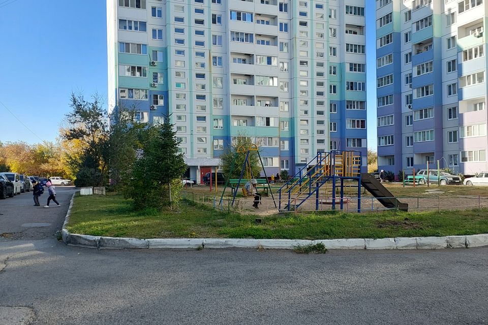 Продаётся 2-комнатная квартира, 55.8 м²