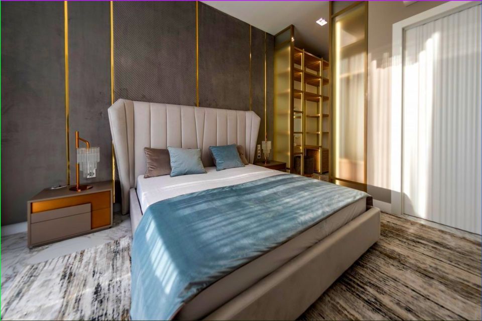 Продаётся 4-комнатная квартира, 168 м²