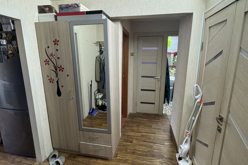 Продаётся 3-комнатная квартира, 57.3 м²