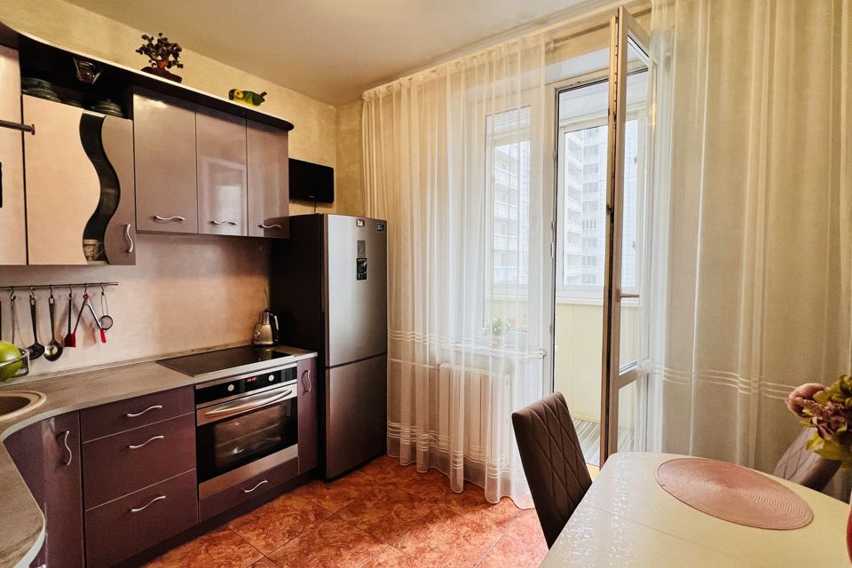 Продаётся 1-комнатная квартира, 38.4 м²