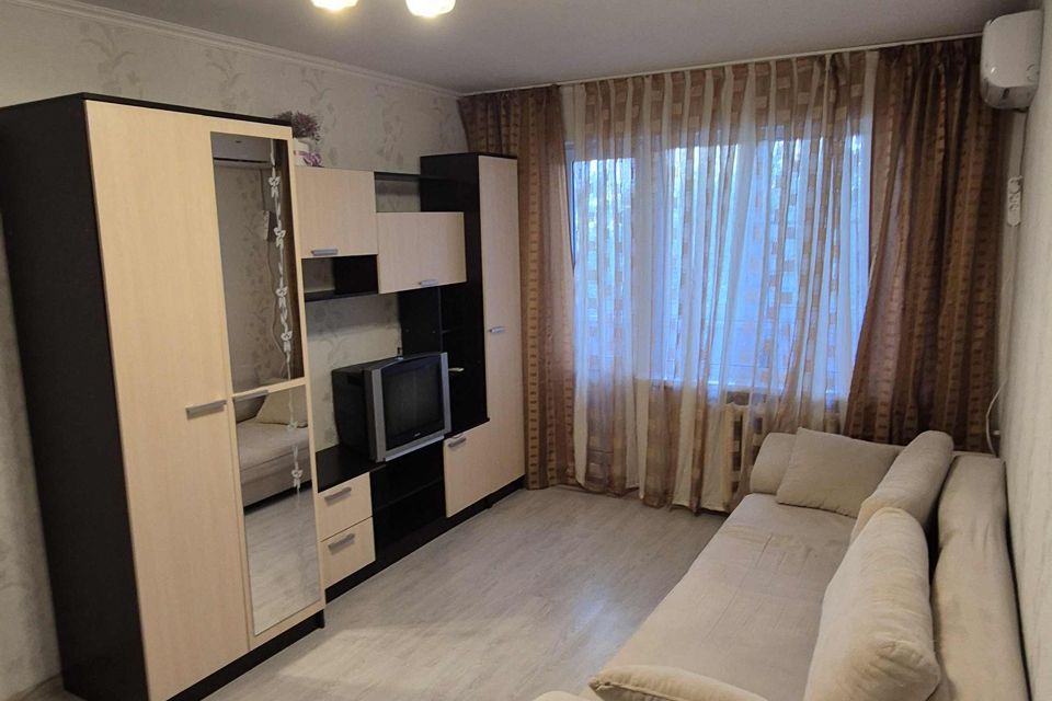 Сдаётся 1-комнатная квартира, 35 м²