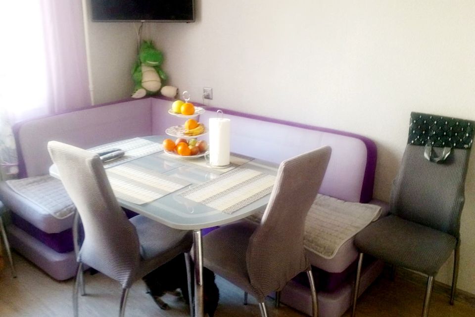 Продаётся 4-комнатная квартира, 80 м²