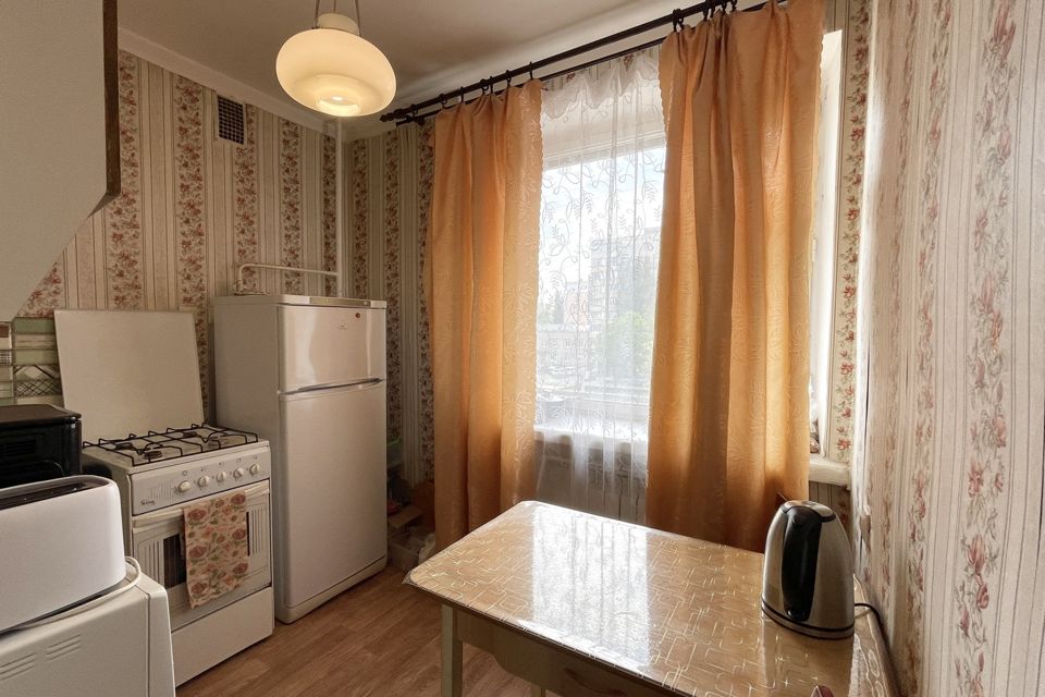 Продаётся 1-комнатная квартира, 32 м²