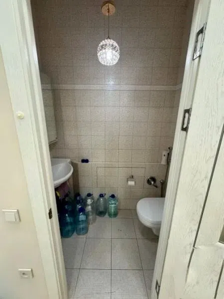 Продаётся 3-комнатная квартира, 136 м²