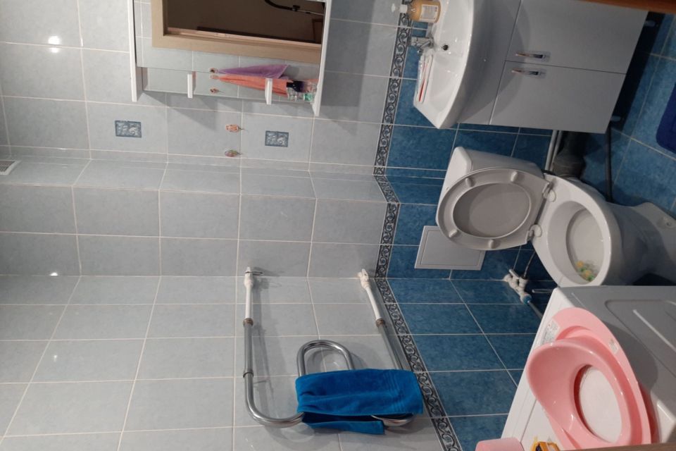 Продаётся 1-комнатная квартира, 38 м²