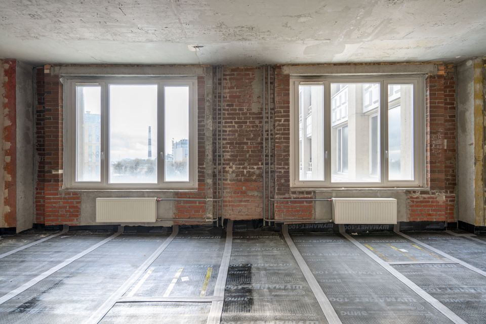 Продаётся 3-комнатная квартира, 169.9 м²