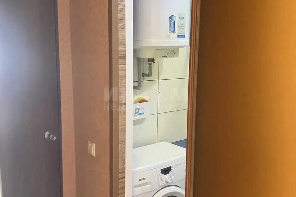 Продаётся 1-комнатная квартира, 38 м²