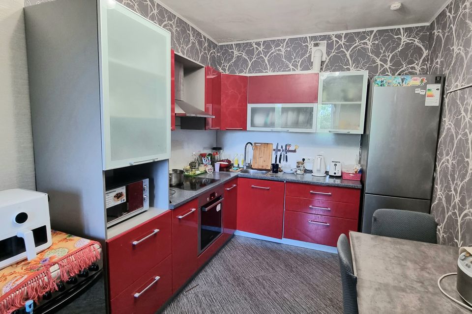 Продаётся 3-комнатная квартира, 80.8 м²