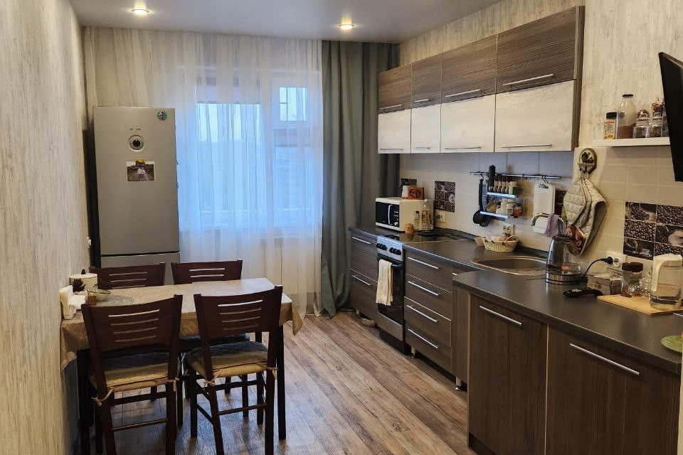 Продаётся 3-комнатная квартира, 72.5 м²