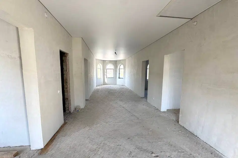Продаётся 2-этажный дом, 270 м²