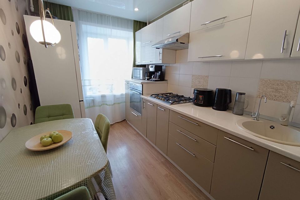 Продаётся 3-комнатная квартира, 59.2 м²