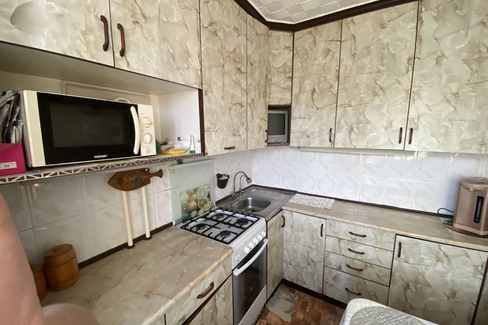 Продаётся 2-комнатная квартира, 61.8 м²