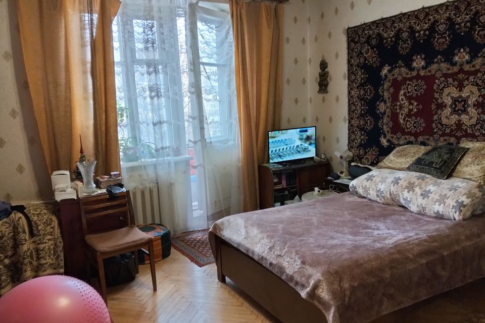 Продаётся 3-комнатная квартира, 80 м²