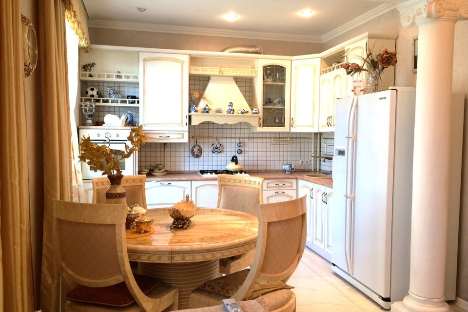 Продаётся 3-комнатная квартира, 81 м²