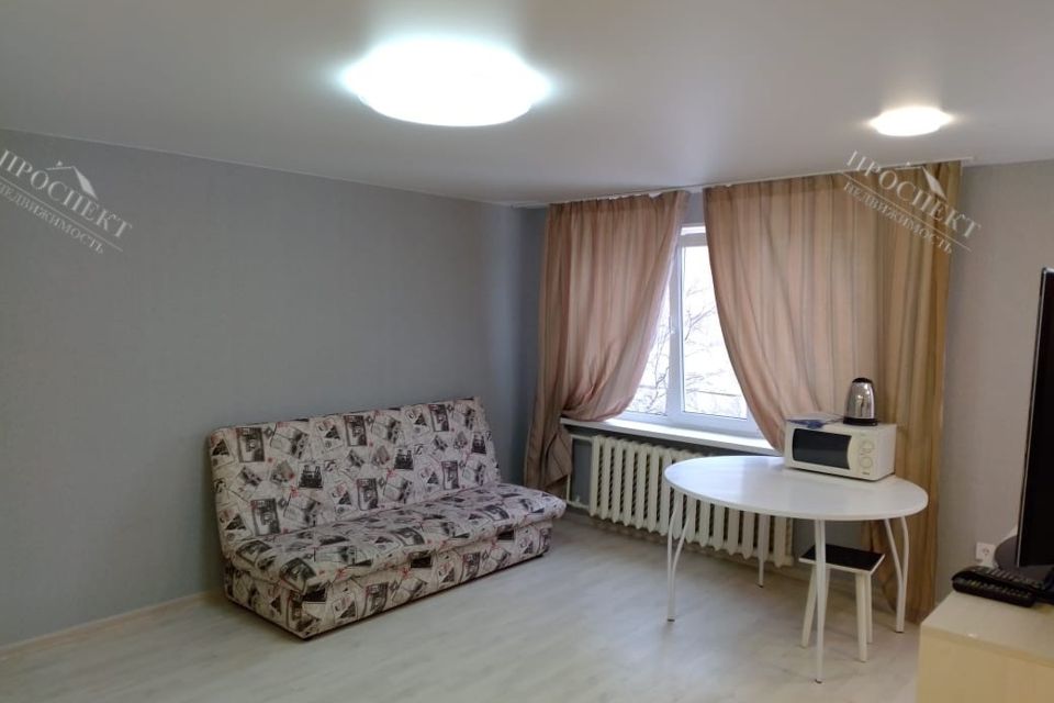 Продаётся 3-комнатная квартира, 59.8 м²