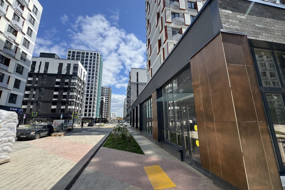 Продаётся 4-комнатная квартира, 80.6 м²