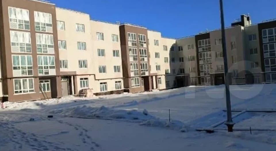 Продаётся 1-комнатная квартира, 43 м²