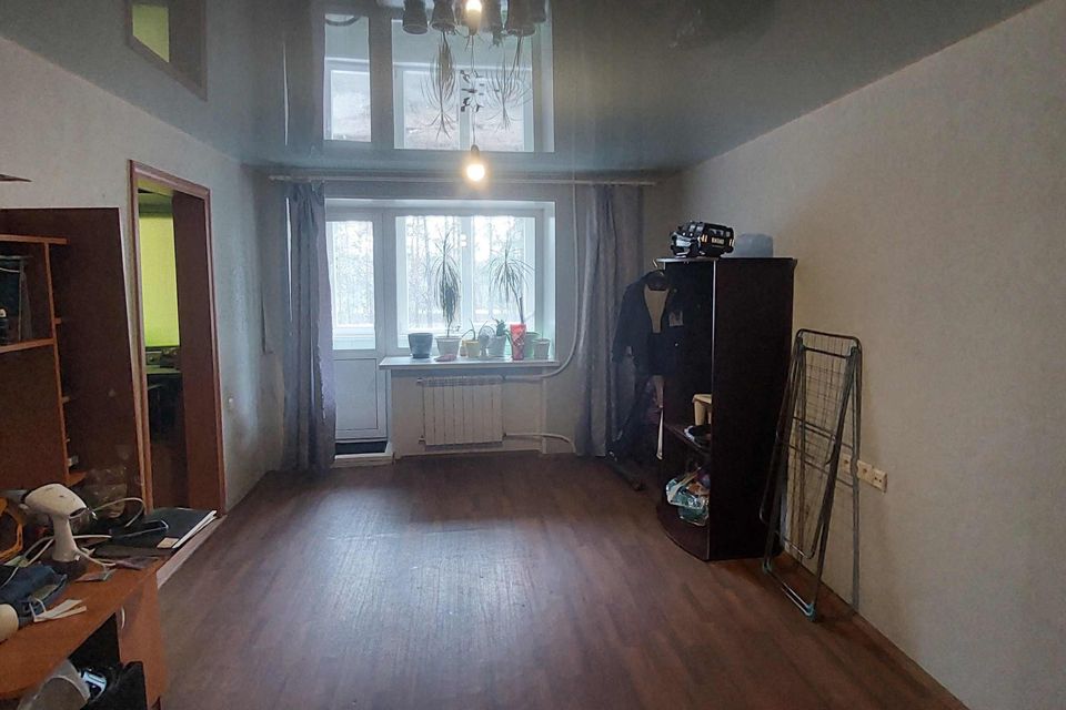 Продаётся 3-комнатная квартира, 56.8 м²