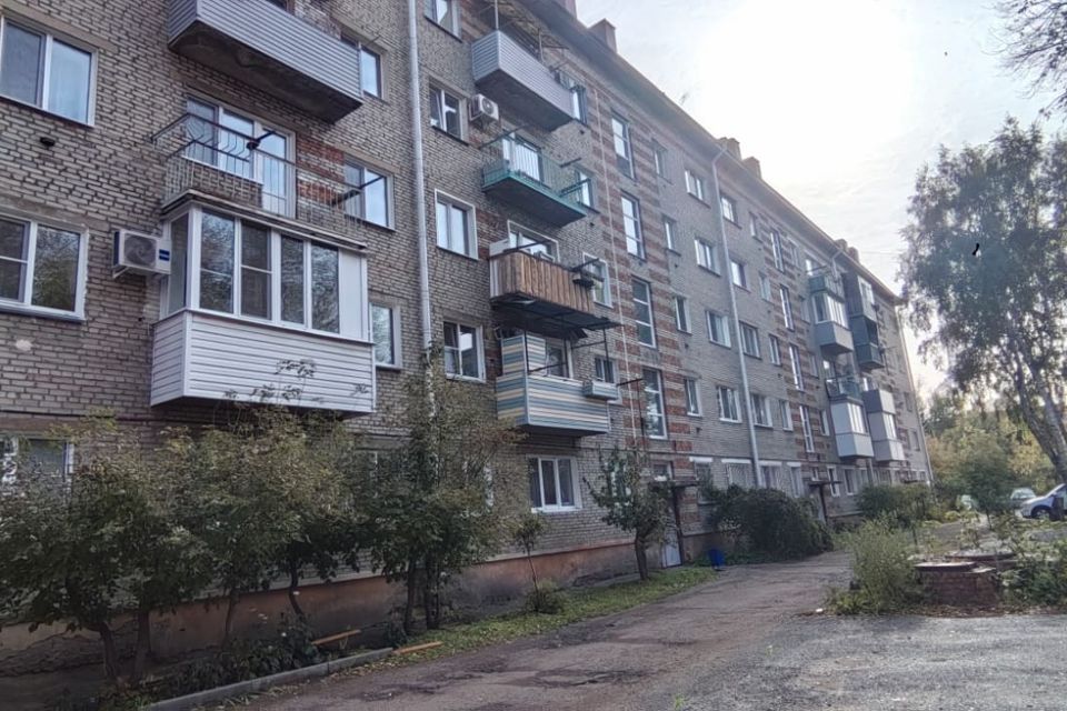 Продаётся 3-комнатная квартира, 41.6 м²