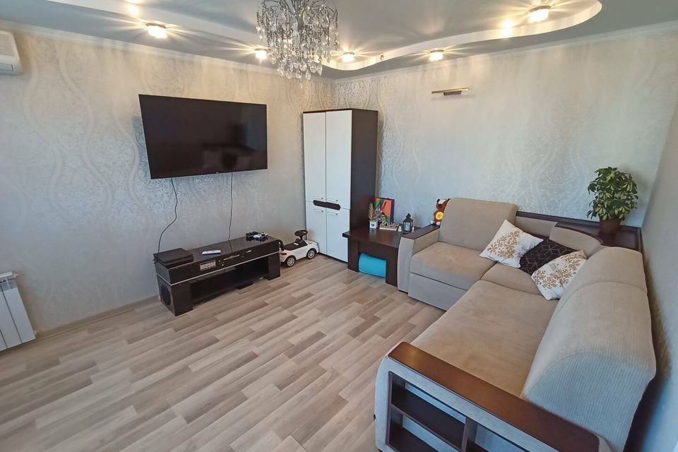 Продаётся 3-комнатная квартира, 57.2 м²