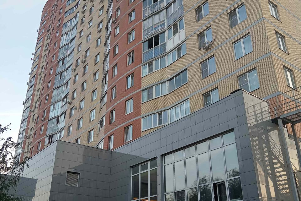 Продаётся 2-комнатная квартира, 60 м²