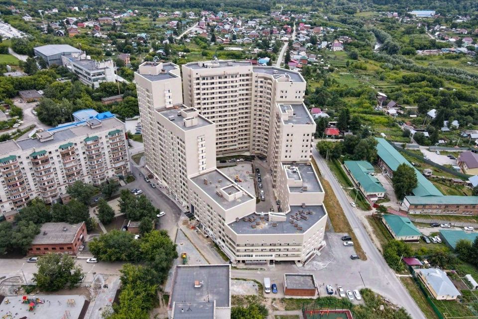 Продаётся 2-комнатная квартира, 67.1 м²