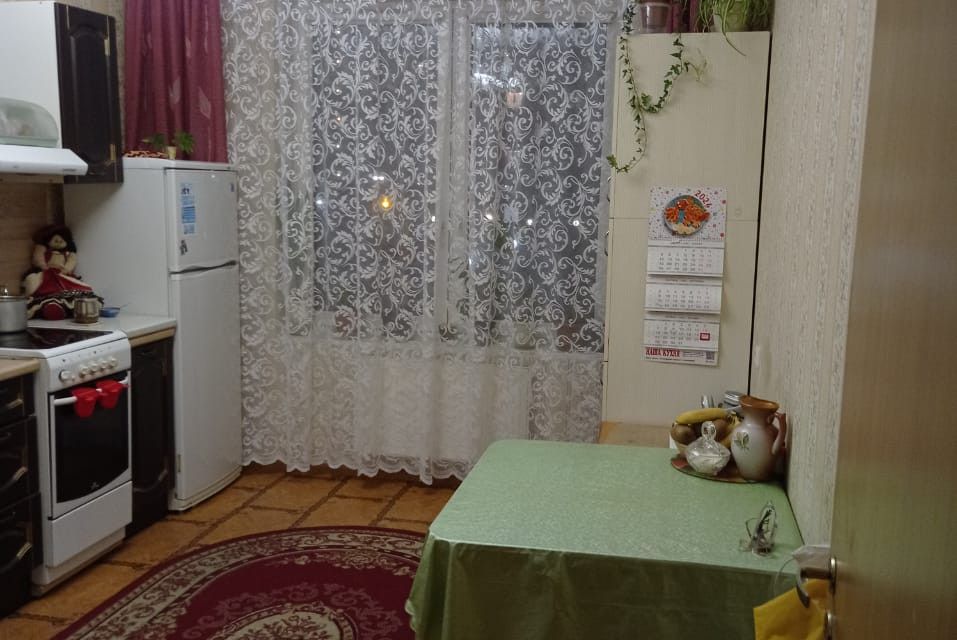 Продаётся 1-комнатная квартира, 41.3 м²