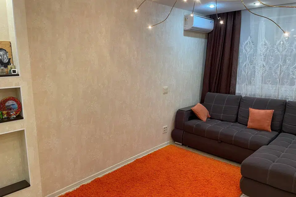 Продаётся 2-комнатная квартира, 60.5 м²