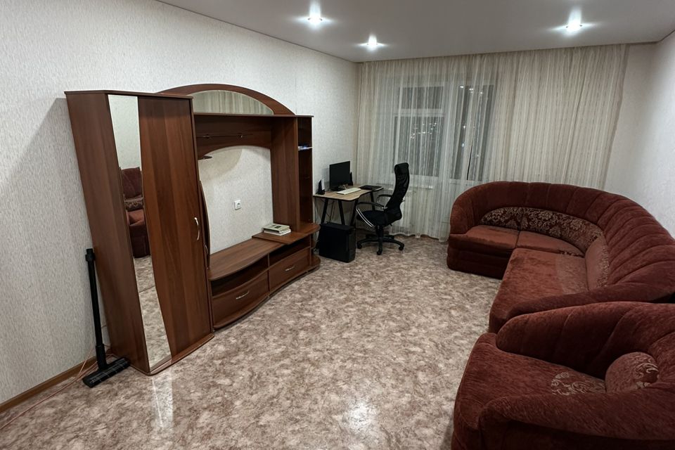 Продаётся 1-комнатная квартира, 42.7 м²