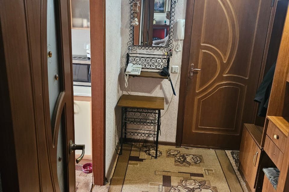 Продаётся 3-комнатная квартира, 61.6 м²