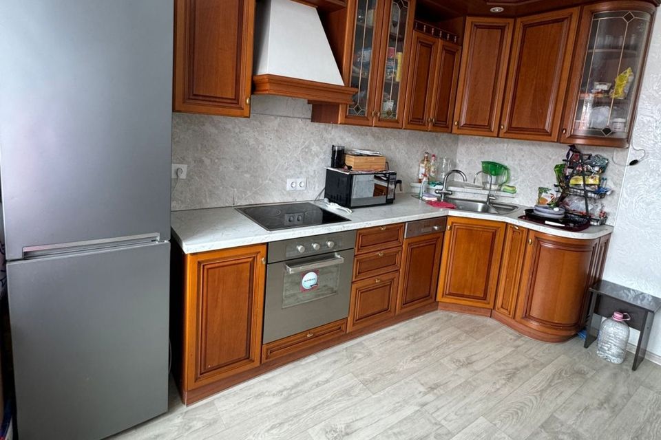 Продаётся 2-комнатная квартира, 60.9 м²