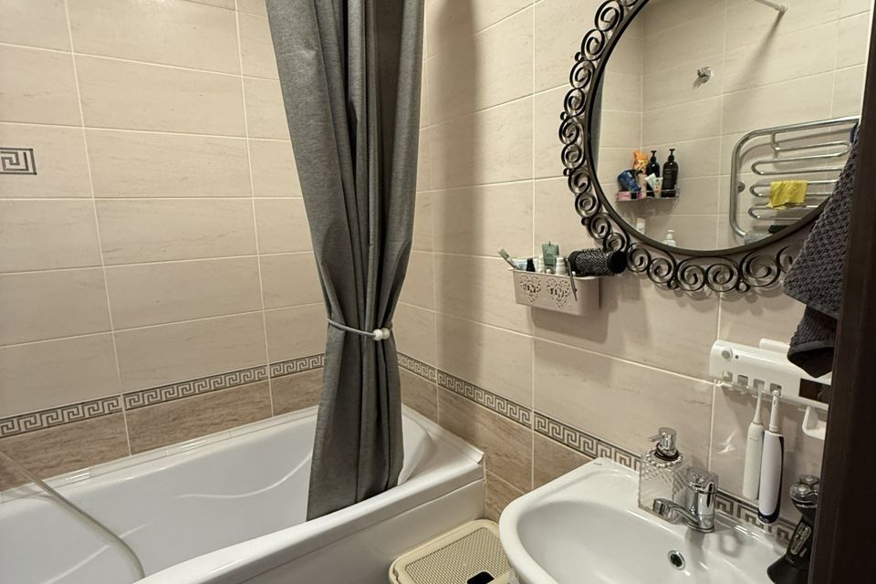 Продаётся 1-комнатная квартира, 39.3 м²