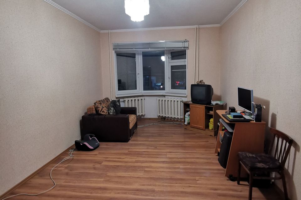 Продаётся 1-комнатная квартира, 38.4 м²