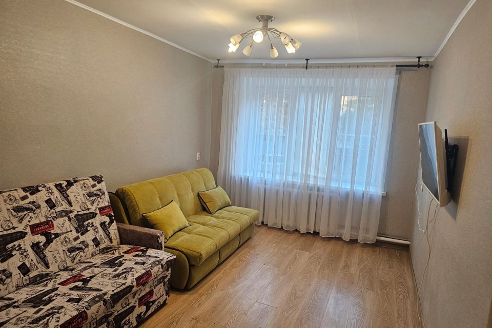 Продаётся 3-комнатная квартира, 58.1 м²