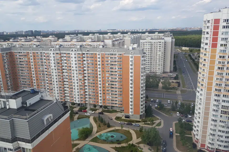 Продаётся 4-комнатная квартира, 110 м²