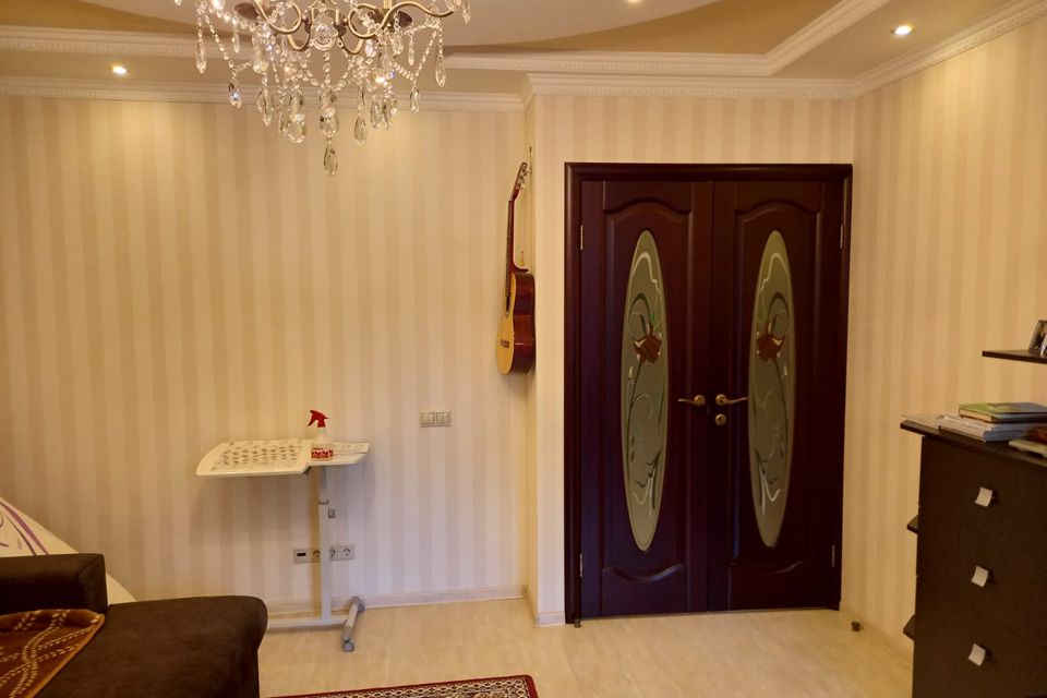 Продаётся 2-комнатная квартира, 57.4 м²