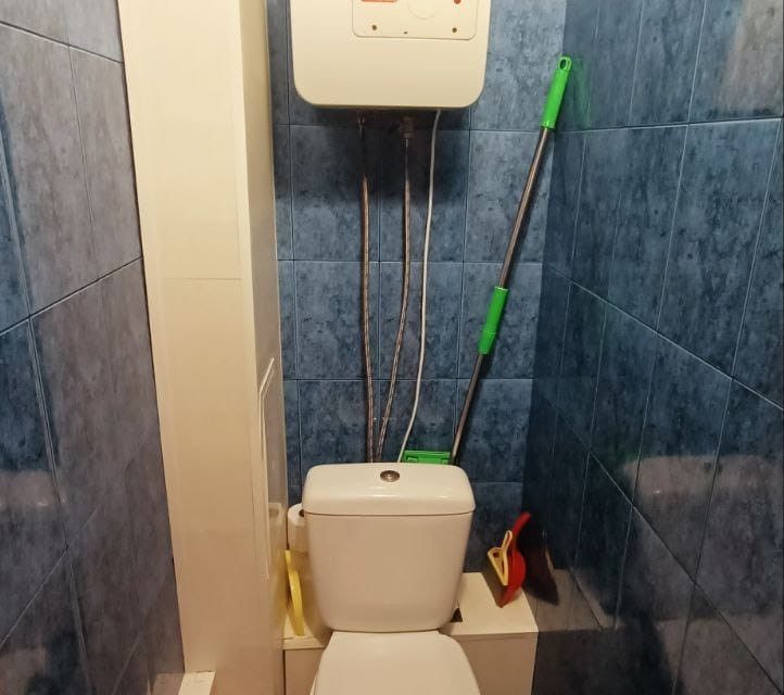 Продаётся 4-комнатная квартира, 74 м²