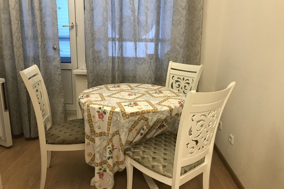 Продаётся 1-комнатная квартира, 32 м²
