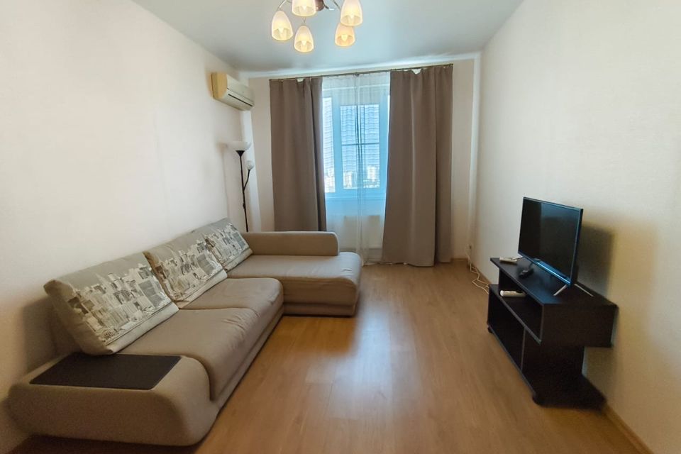 Сдаётся 1-комнатная квартира, 48 м²