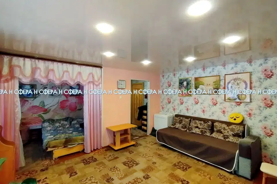 Продаётся 1-комнатная квартира, 42.2 м²