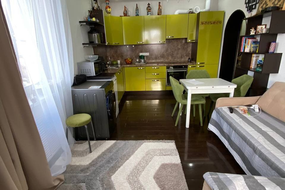 Продаётся 1-комнатная квартира, 39.8 м²