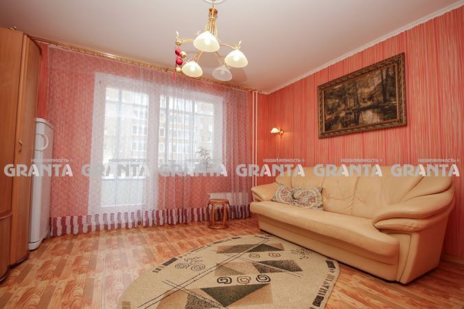 Продаётся 3-комнатная квартира, 71.2 м²