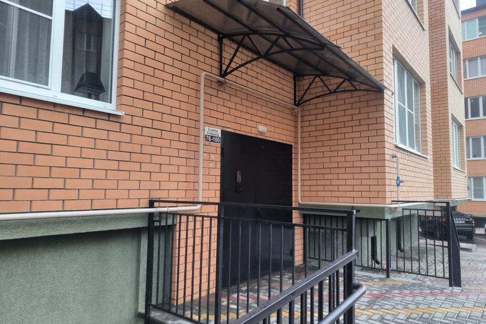 Продаётся 1-комнатная квартира, 38 м²