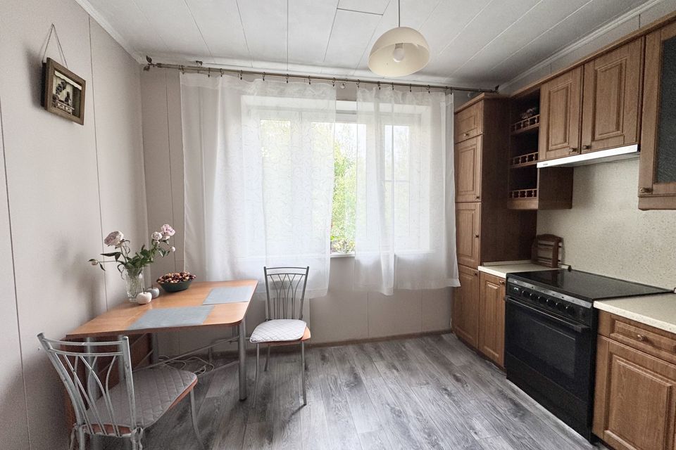 Продаётся 2-комнатная квартира, 58.4 м²