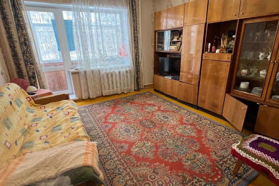 Продаётся 2-комнатная квартира, 47.6 м²
