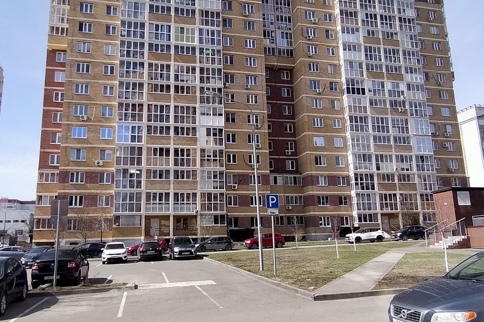 Продаётся 1-комнатная квартира, 37.6 м²