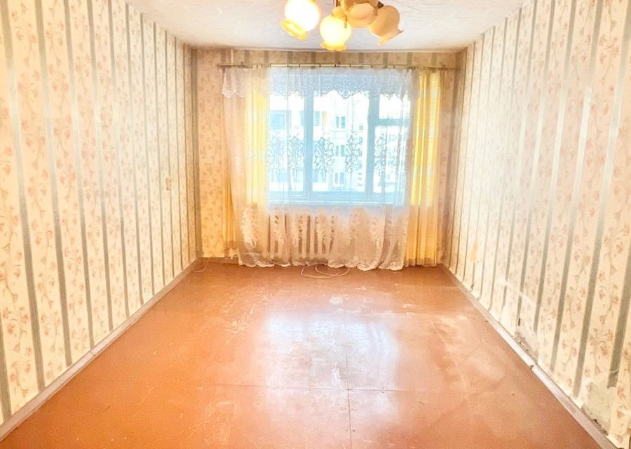 Продаётся 3-комнатная квартира, 62.3 м²