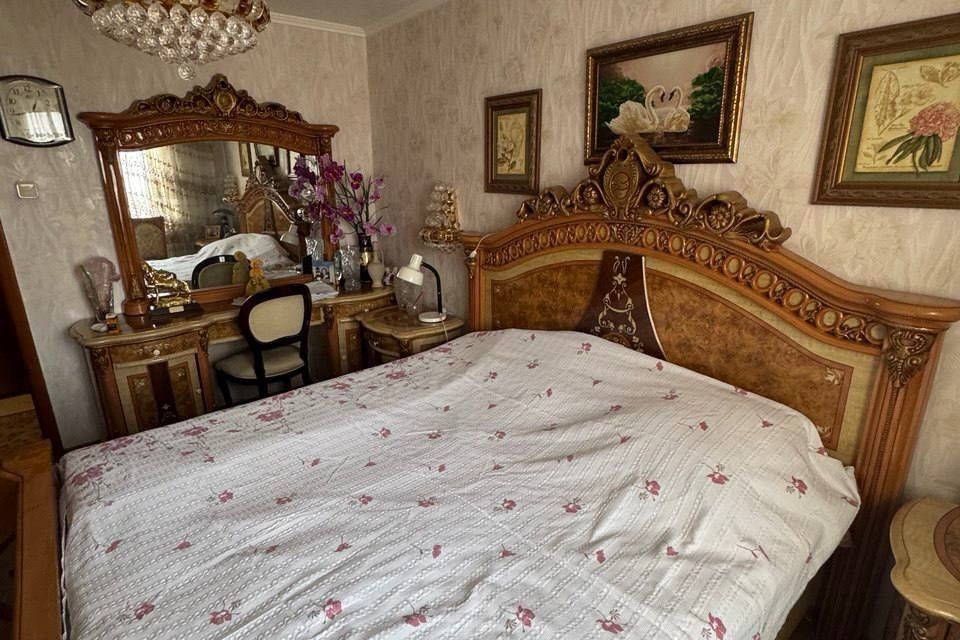 Продаётся 3-комнатная квартира, 57.6 м²