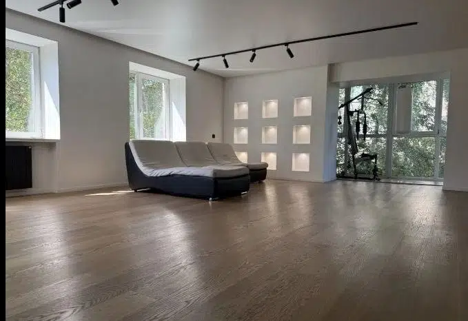 Продаётся 4-комнатная квартира, 96 м²