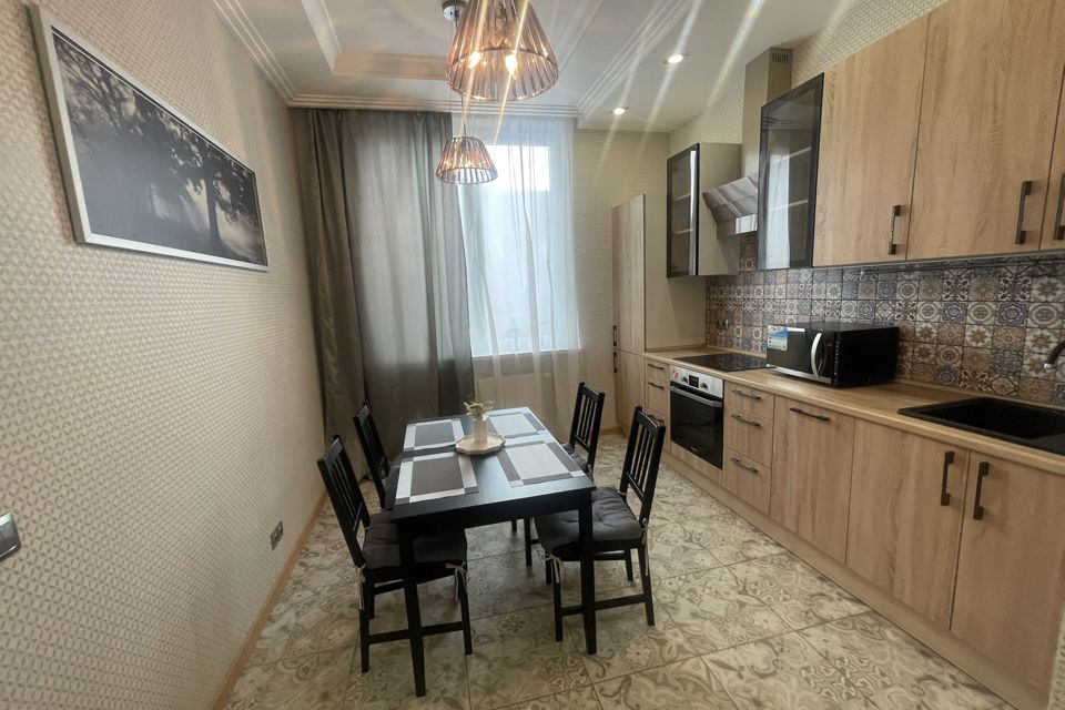 Сдаётся 2-комнатная квартира, 55.4 м²